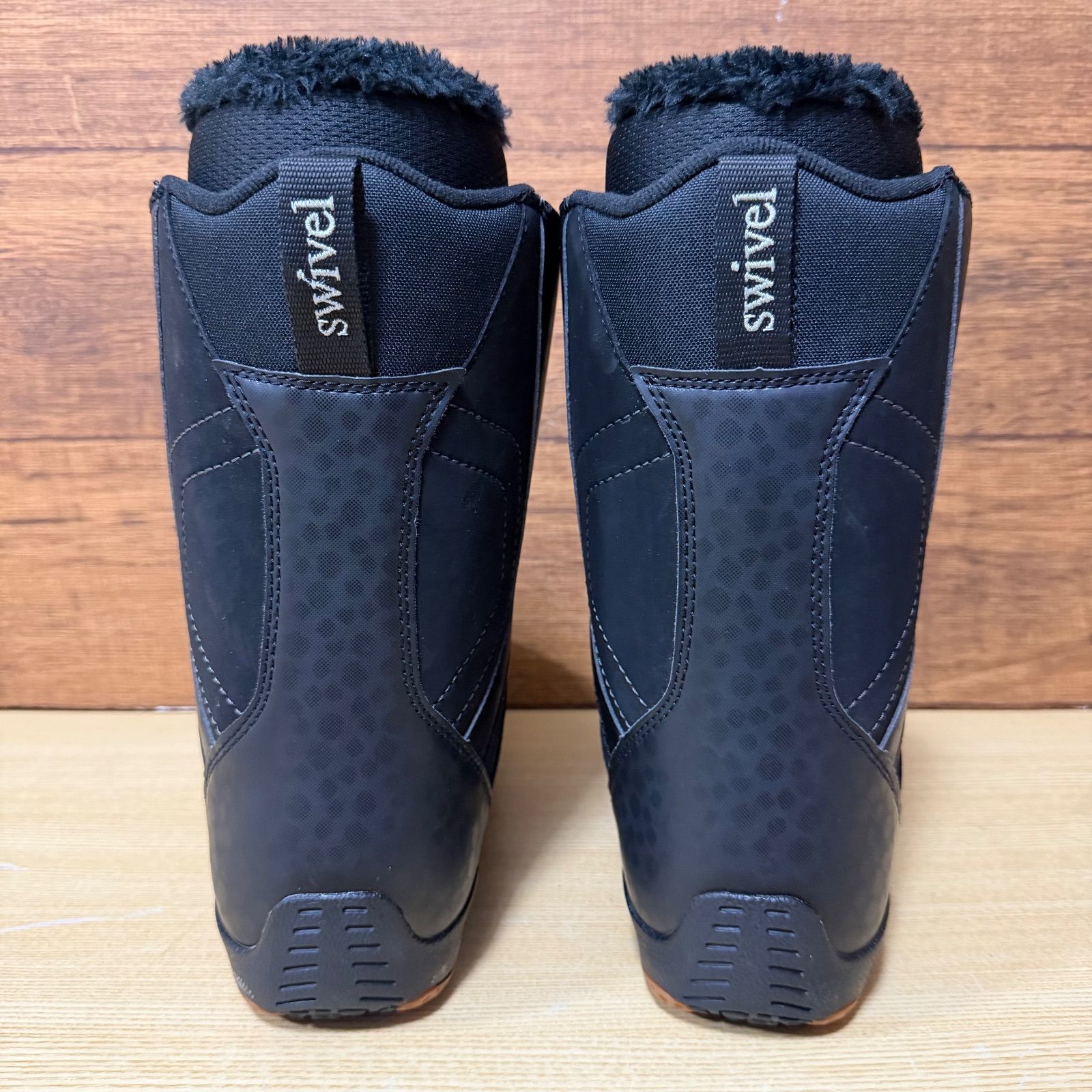 レディーススノーボード　Swivel S 142 バインディング付き　美品 美品 SWIVEL スウィベル レディーススノーボード 4点セット ボード