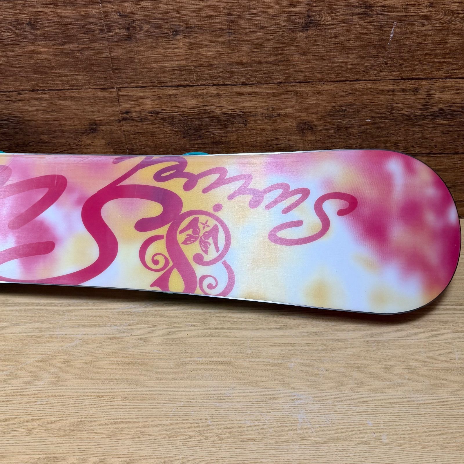 美品 SWIVEL スウィベル レディーススノーボード 4点セット ボード