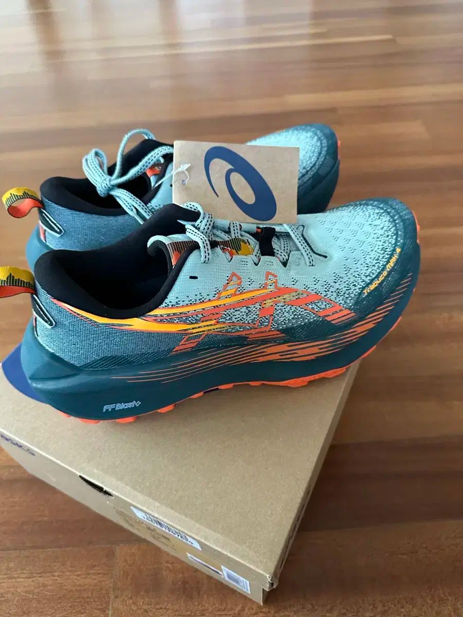  アシックス トラ ブコ マックス 4 コールド ウール モス ゲル カヤノ サロモン WHO フジ 登山靴 トレッキングシューズ アウトドアシューズ