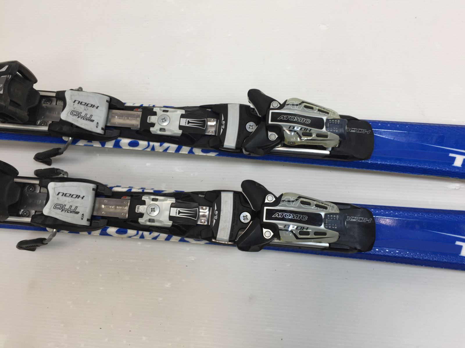 ◇ スキー Atomic DRIVE FR 11 TYPE A 162 cm + neox デモ カービング