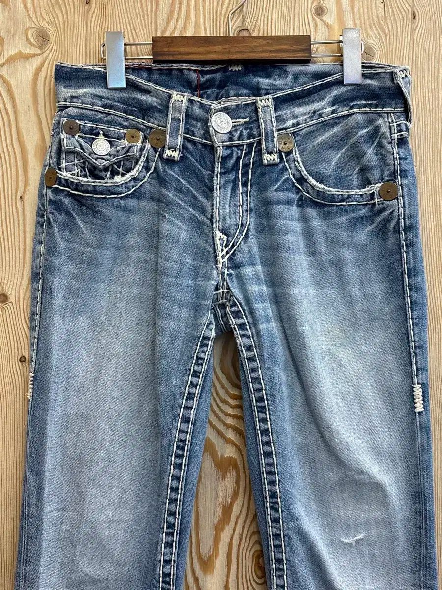 購入 トゥルーレリジョン BILLY SUPER T デニムパンツ TRUE RELIGION