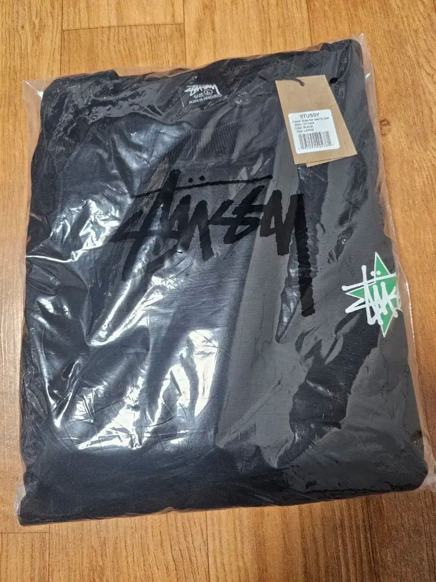 STÜSSY ステューシー ワールドツアー ブラック 長袖 Tシャツ Lサイズ