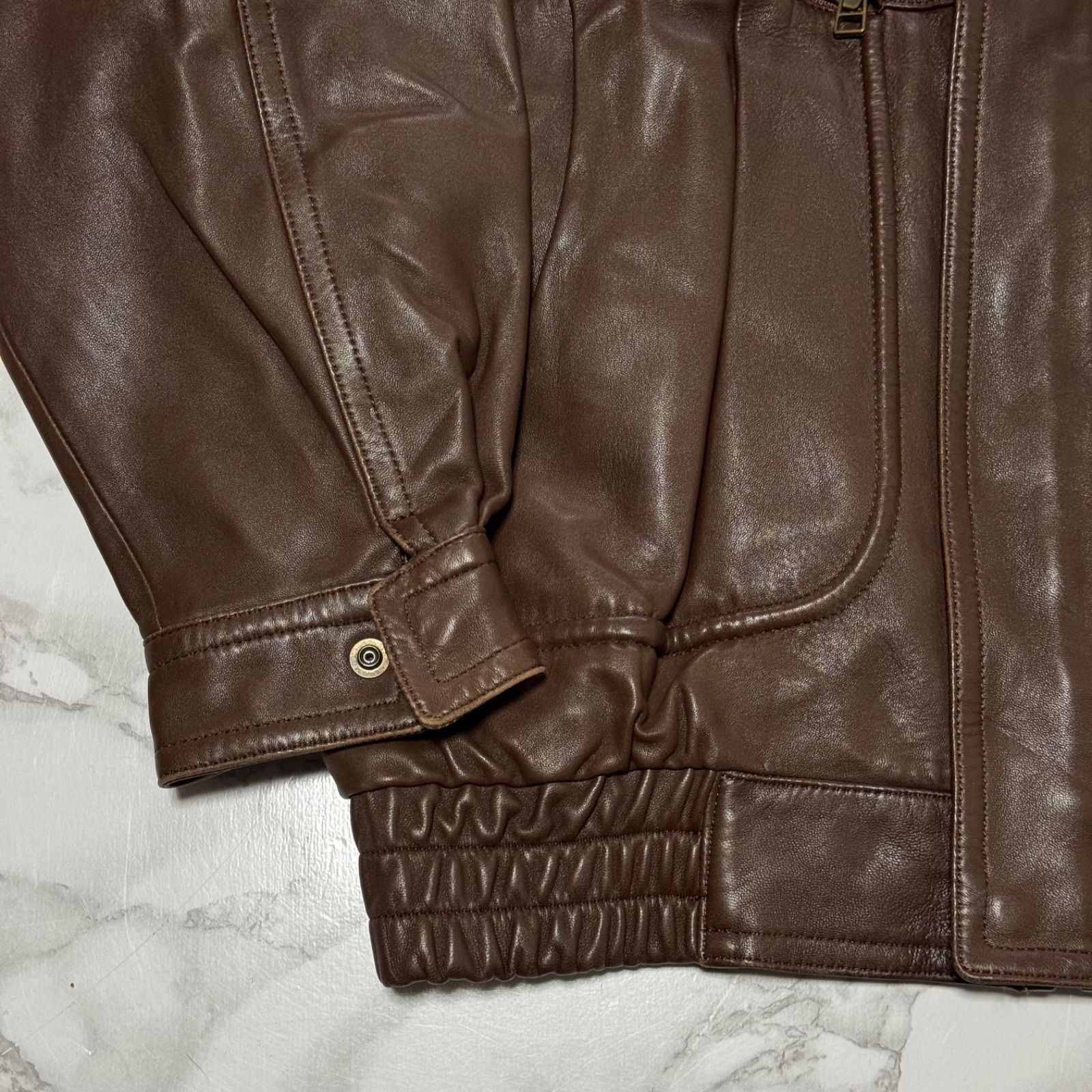 INTERMEZZO インターメッゾ フライトジャケットタイプ レザー羊革