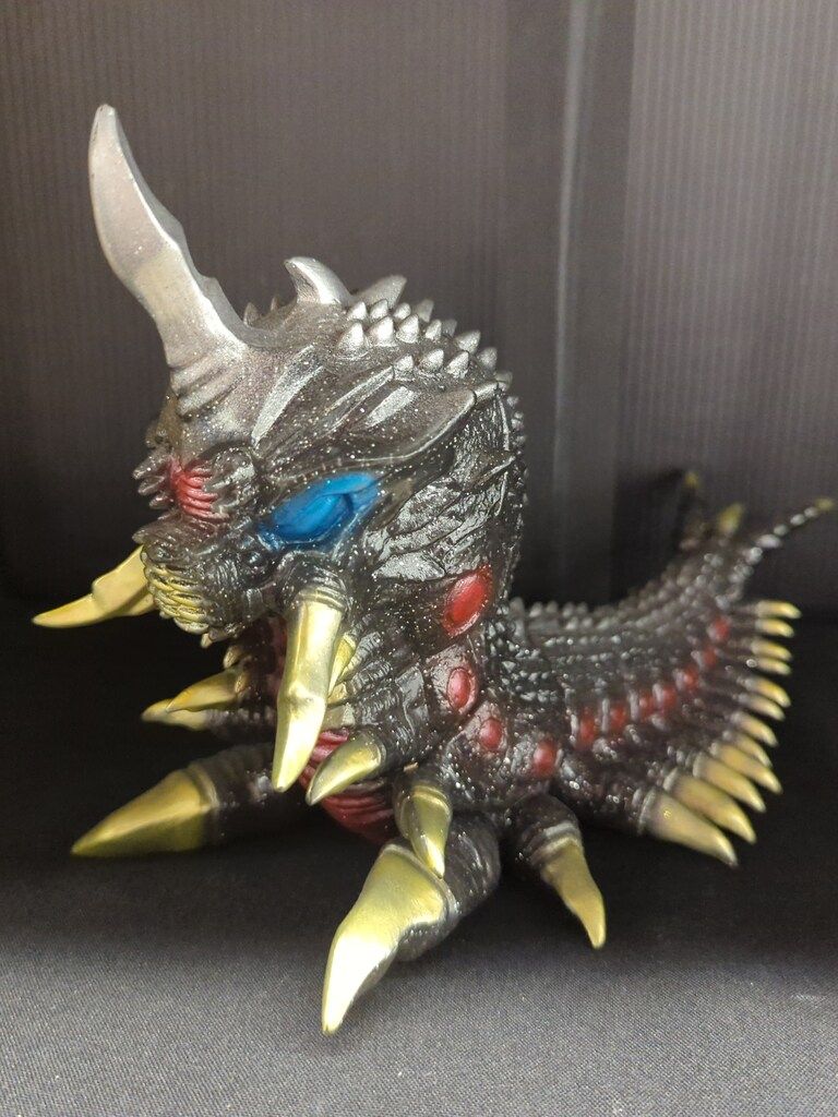 マーミット 世紀の大怪獣シリーズ バトラ(幼虫)シークレット - メルカリ