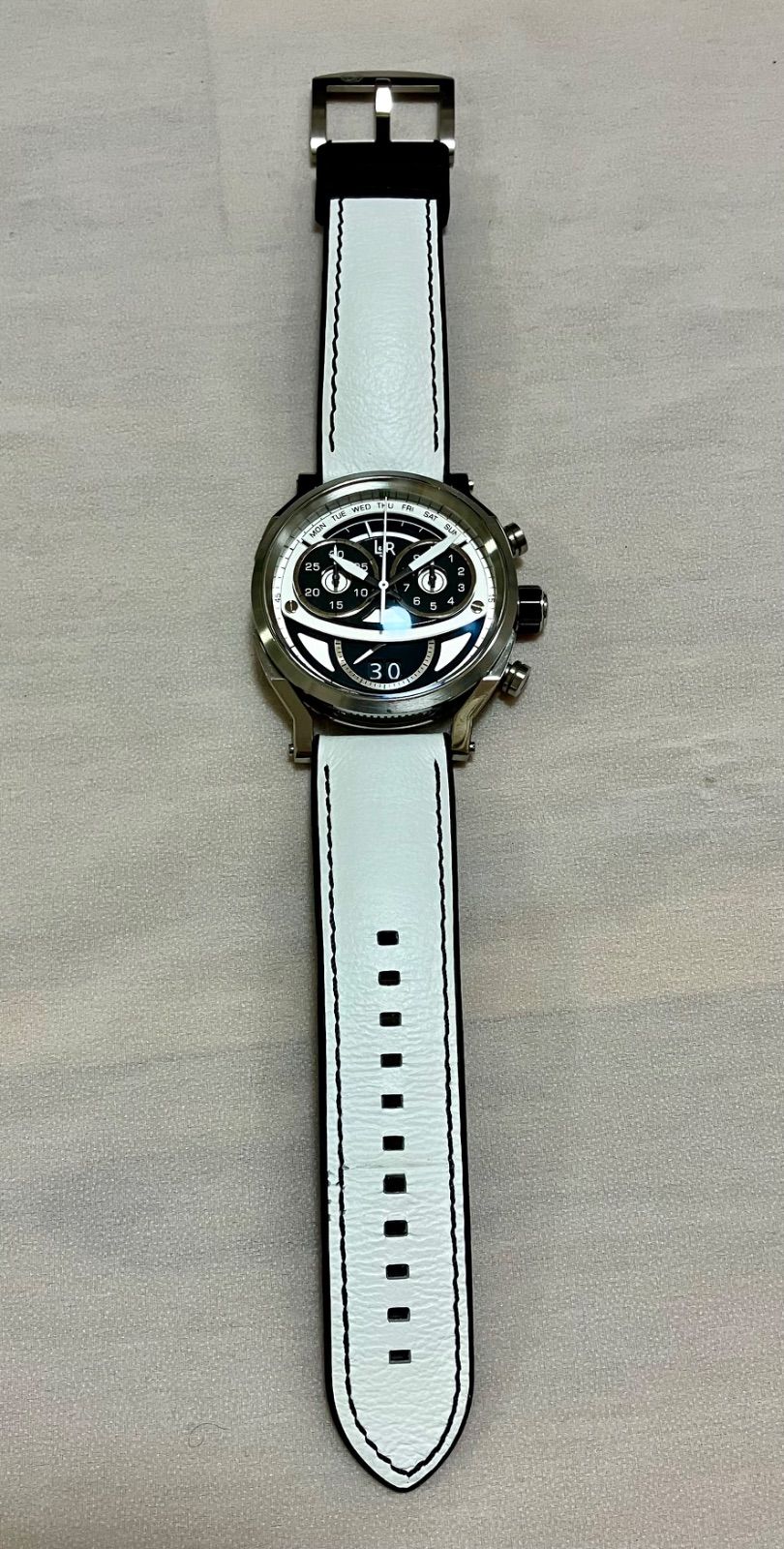 QZ メンズ腕時計