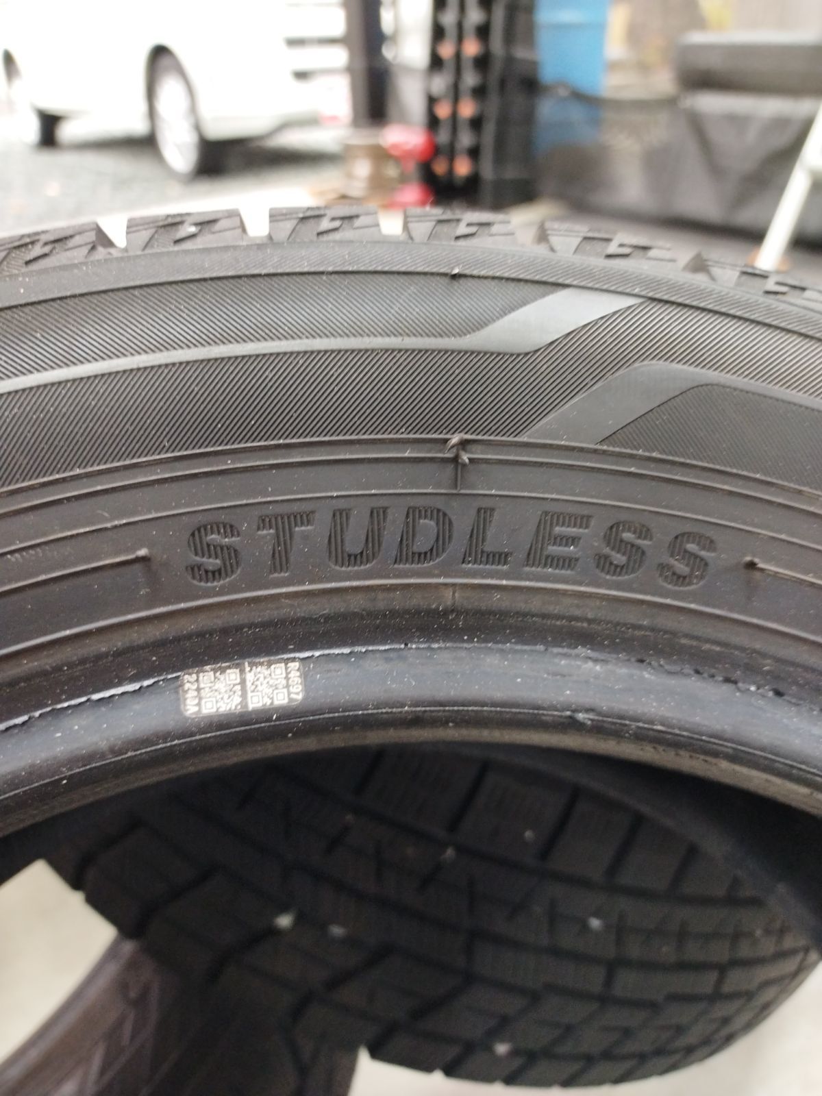 スタッドレスタイヤ ヨコハマ