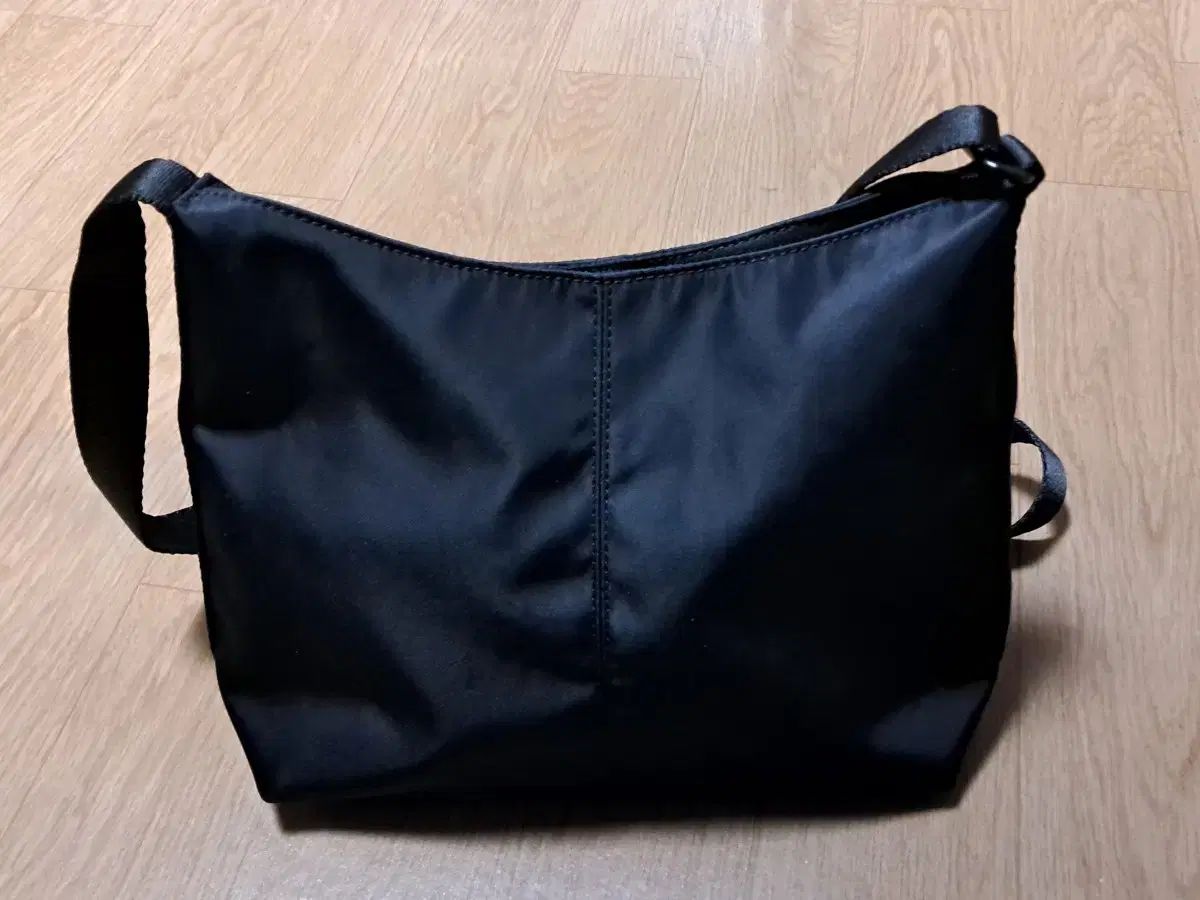 カンゴール ブラック クロスバック