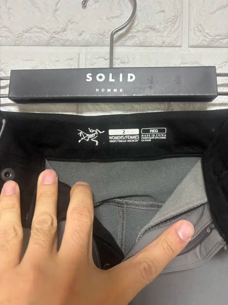 ARC TERYX アークテリクス レディース 登山 ズボン REG 2