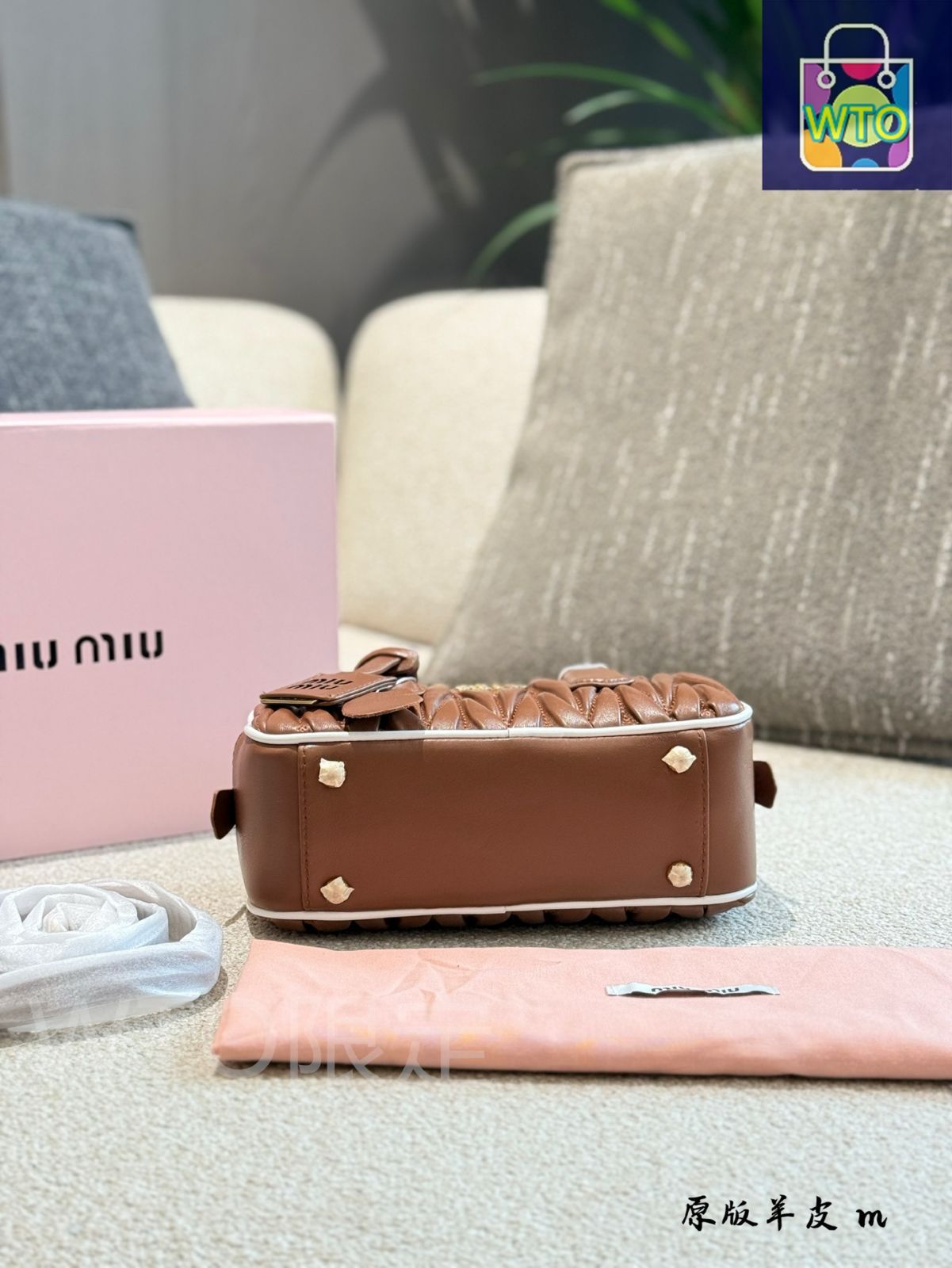  今日 MiuMiu Bowling Bag SS 25 ショーモデル ホワイトレザーライン-WTO輸入2 ハンドバッグ バッグ