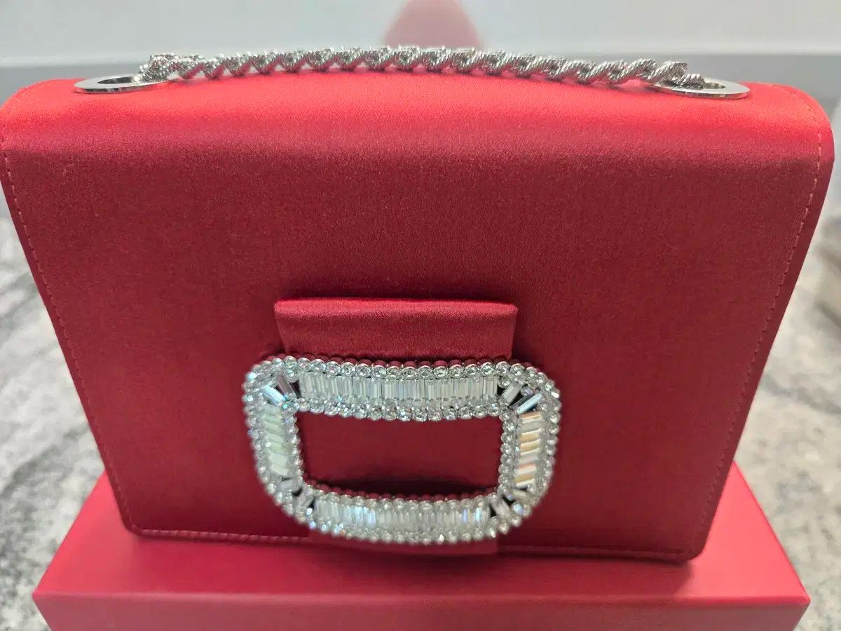 ヴィヴィエ ミニチェーンバッグ-ショルダー-クロスバック-クラッチバッグ