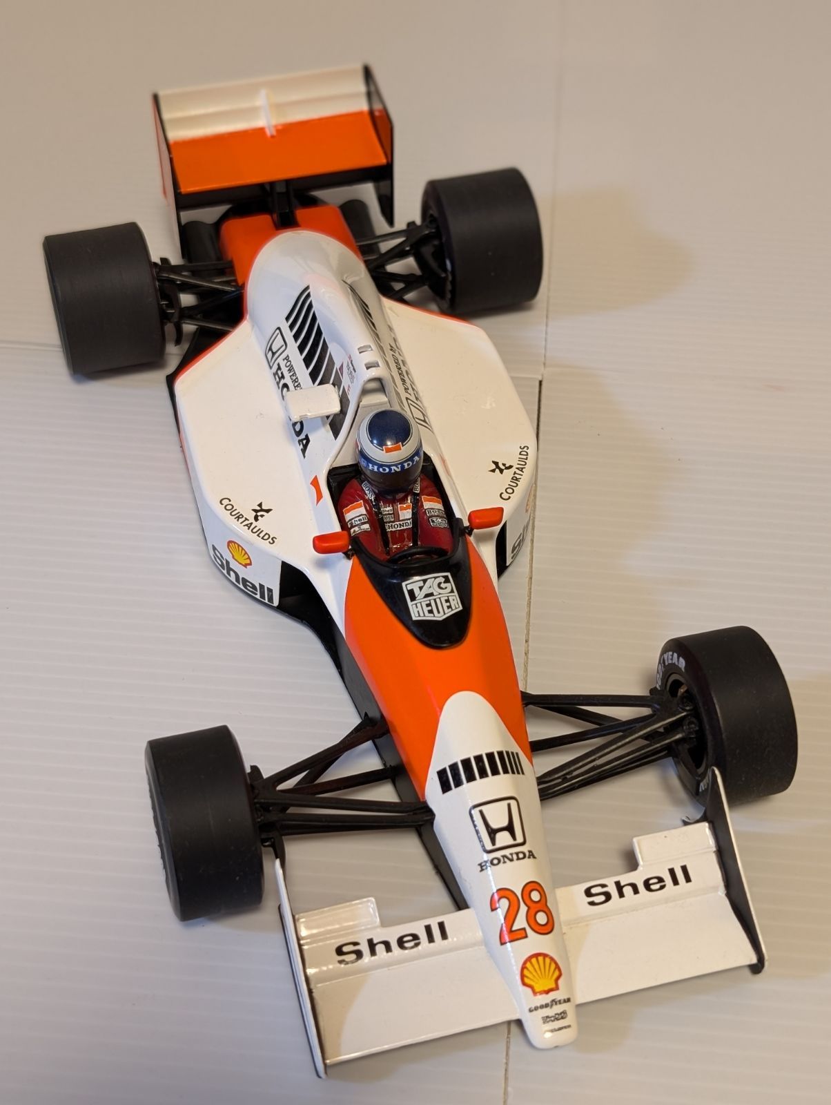 ケース難有り ミニチャンプス1 18 マクラーレンMP 4 5 B ゲルハルト ベルガー