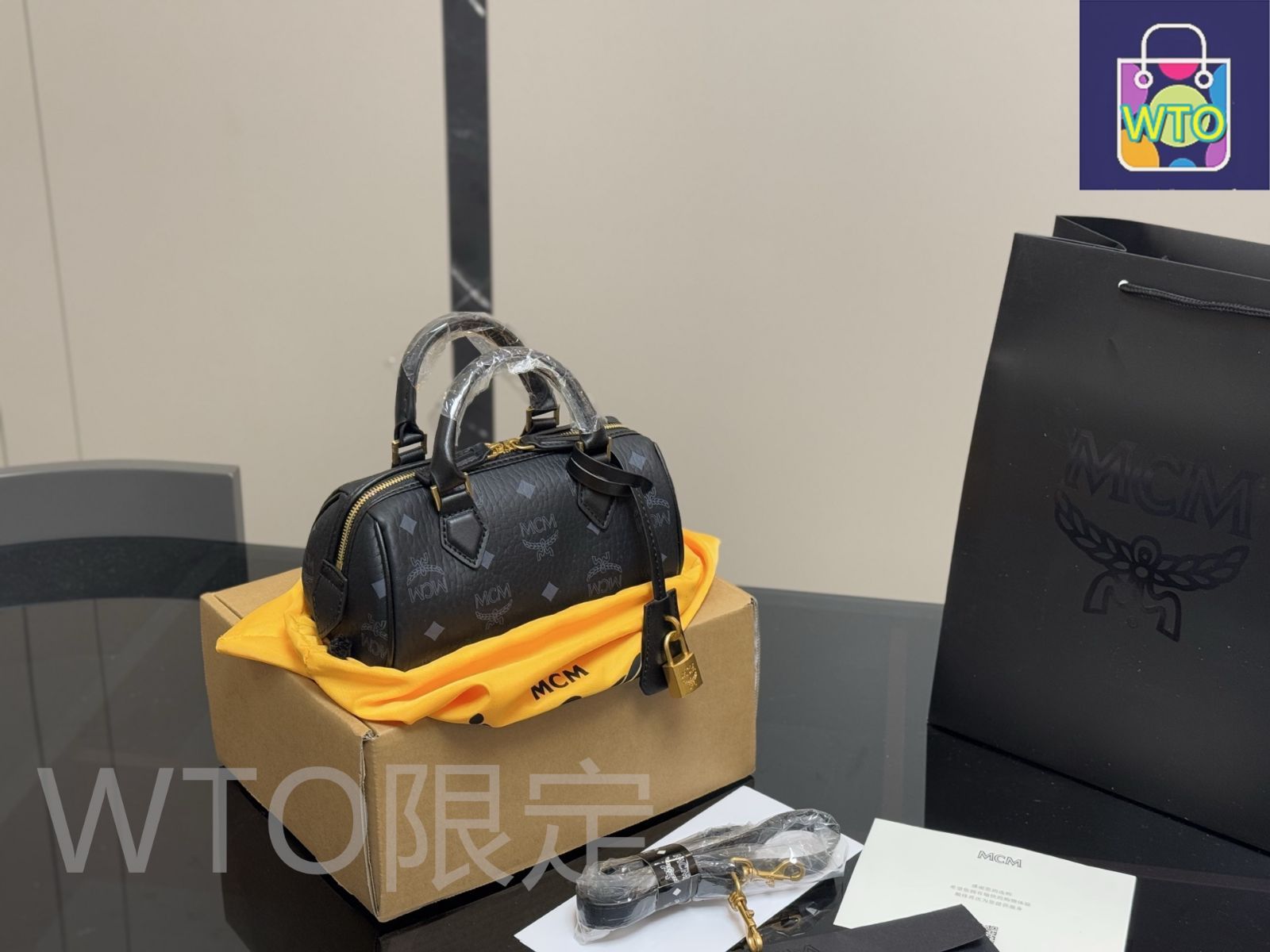 今日 MCM Ella Pillow Bag メシューエム エラ ピローバッグ-WTO輸入2