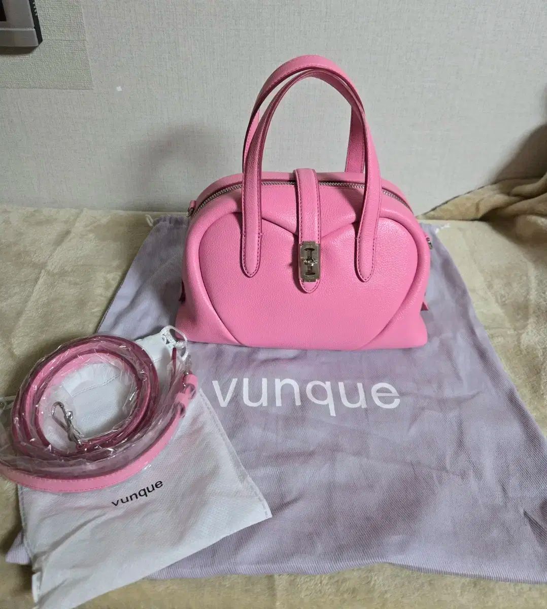 vunque トーク LOVE スモール トートバッグ クロスバッグ