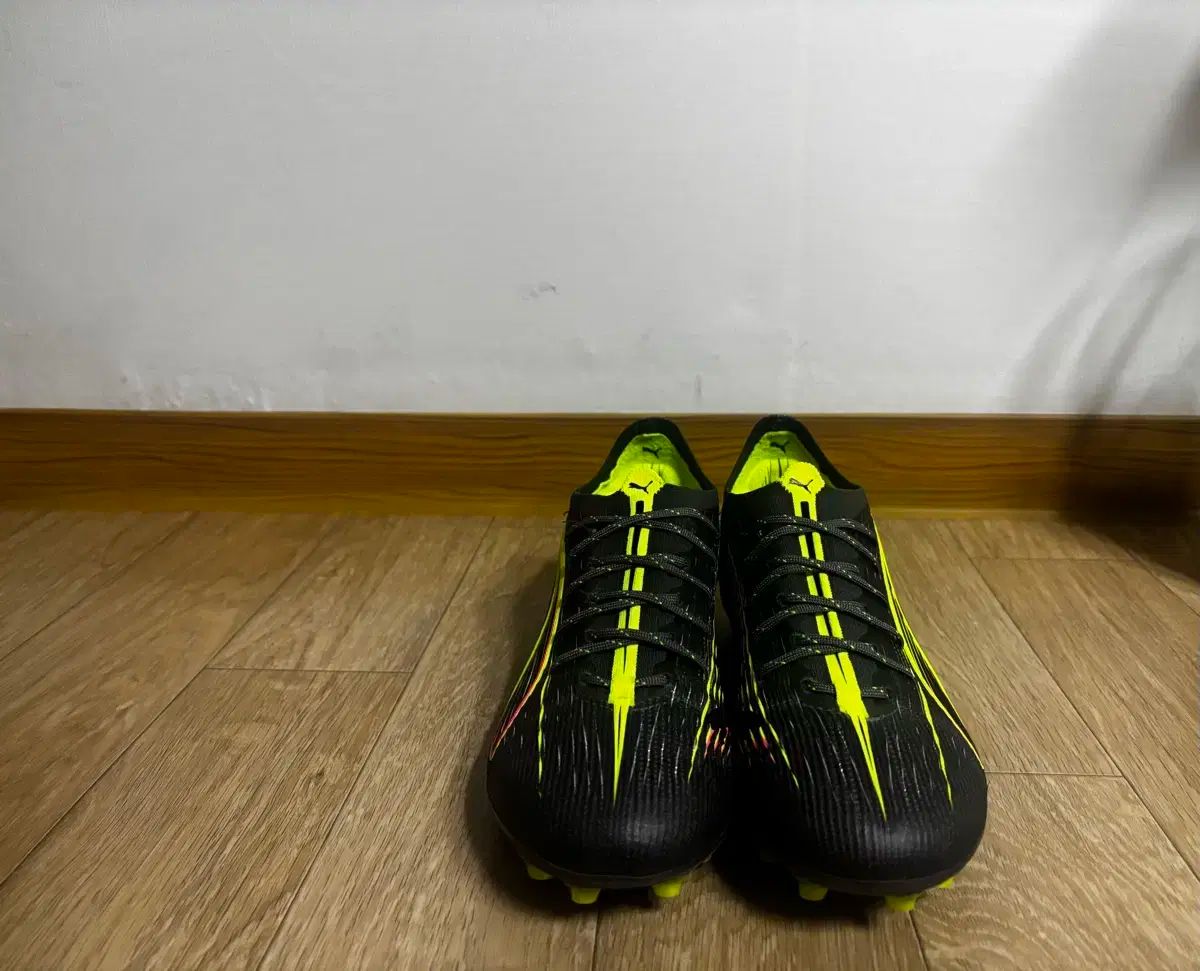 プーマ ウルトラ 5 MG