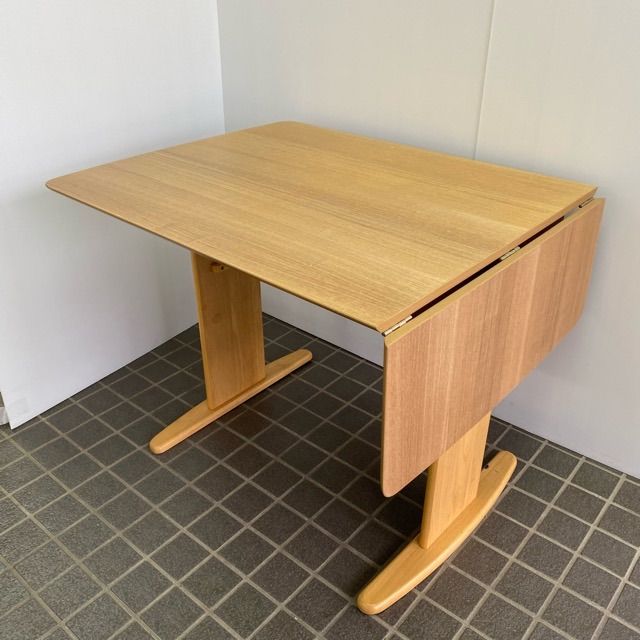 配送不可、現地引取のみ、リユース品】ナフコ 伸縮 ダイニングテーブル