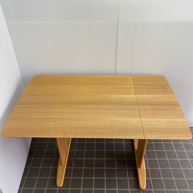 配送不可、現地引取のみ、リユース品】ナフコ 伸縮 ダイニングテーブル