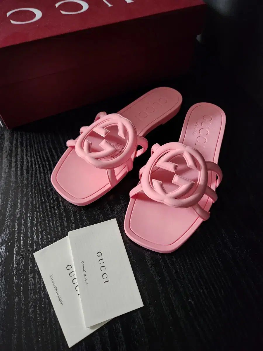 グッチ GG サンダル スリッパ ピンク