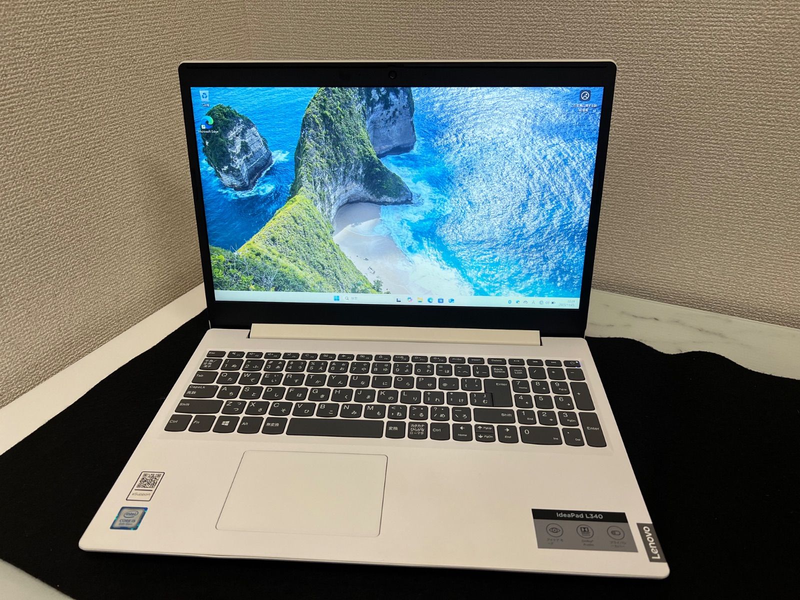 Windows11 ノートパソコン 15.6インチ 第8世代i5 メモリ12GB SSD256GB