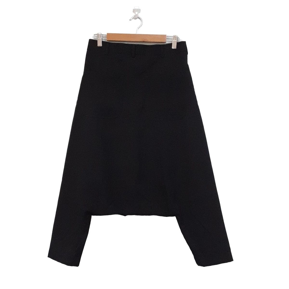 コムデギャルソンコムデギャルソン パンツ サイズXS レディース - 黒 クロップド 半端丈 サルエルパンツ