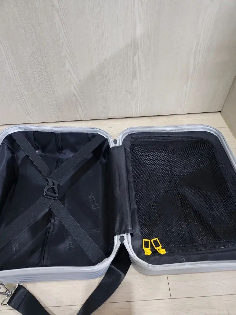 14インチ ナショナルジオグラフィック ミニ 旅行用キャリー