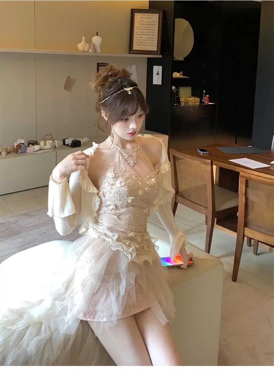 フロラドレープホルターネックスカート セットアップ