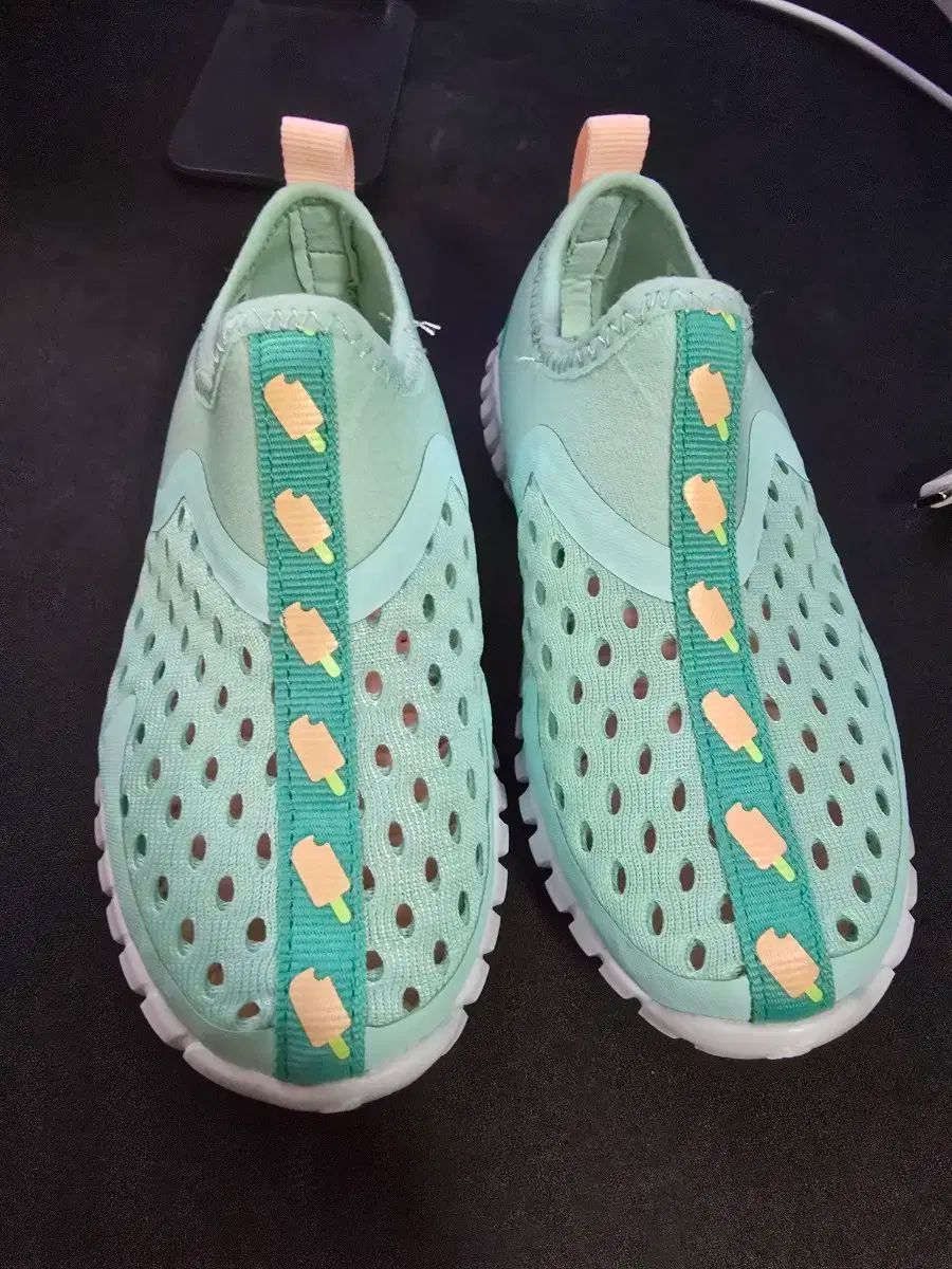 大量 高級 購入 香水 まとめ シャネル ディオール バーバリー