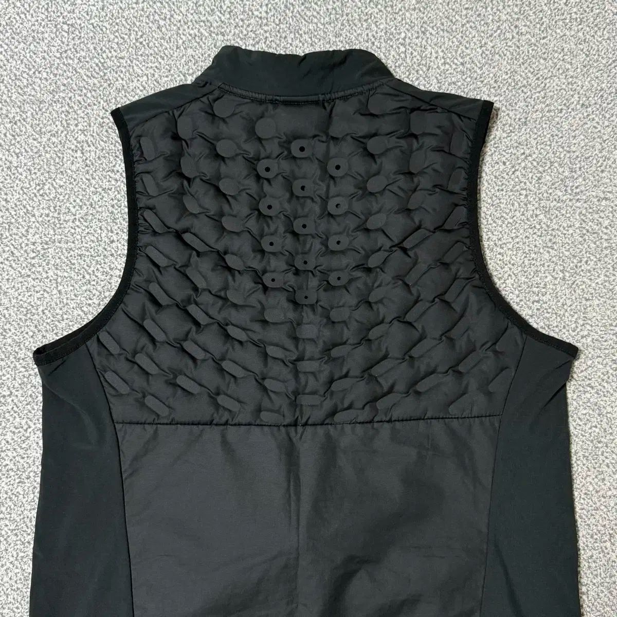 19万円 NIKE エアロロフト ランニング用 ベスト M - メルカリ