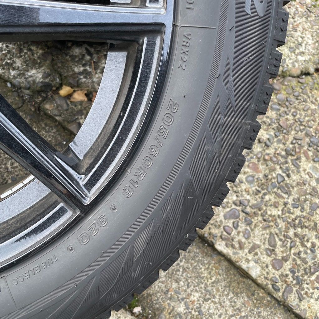  MAZDA 3 ノア ヴォクシー スタッドレスVRX 2 アルミホイール4本セット 205 60 R 16 ブリヂストンVRX 16インチ タイヤ ホイールセット