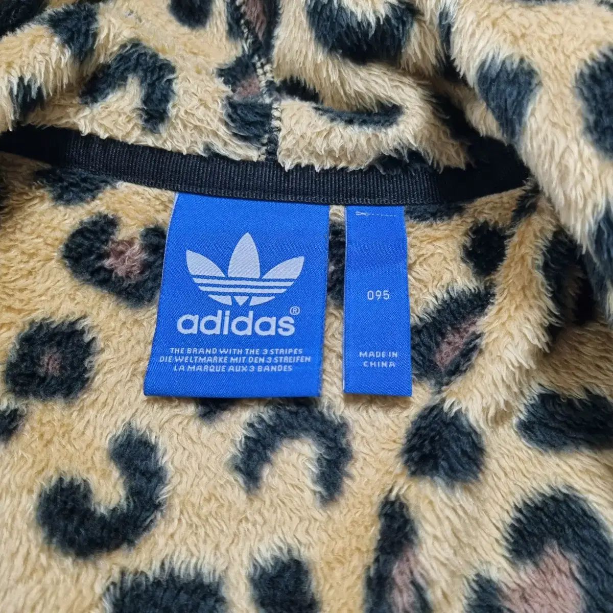 レオパード フーデッドジップアップ