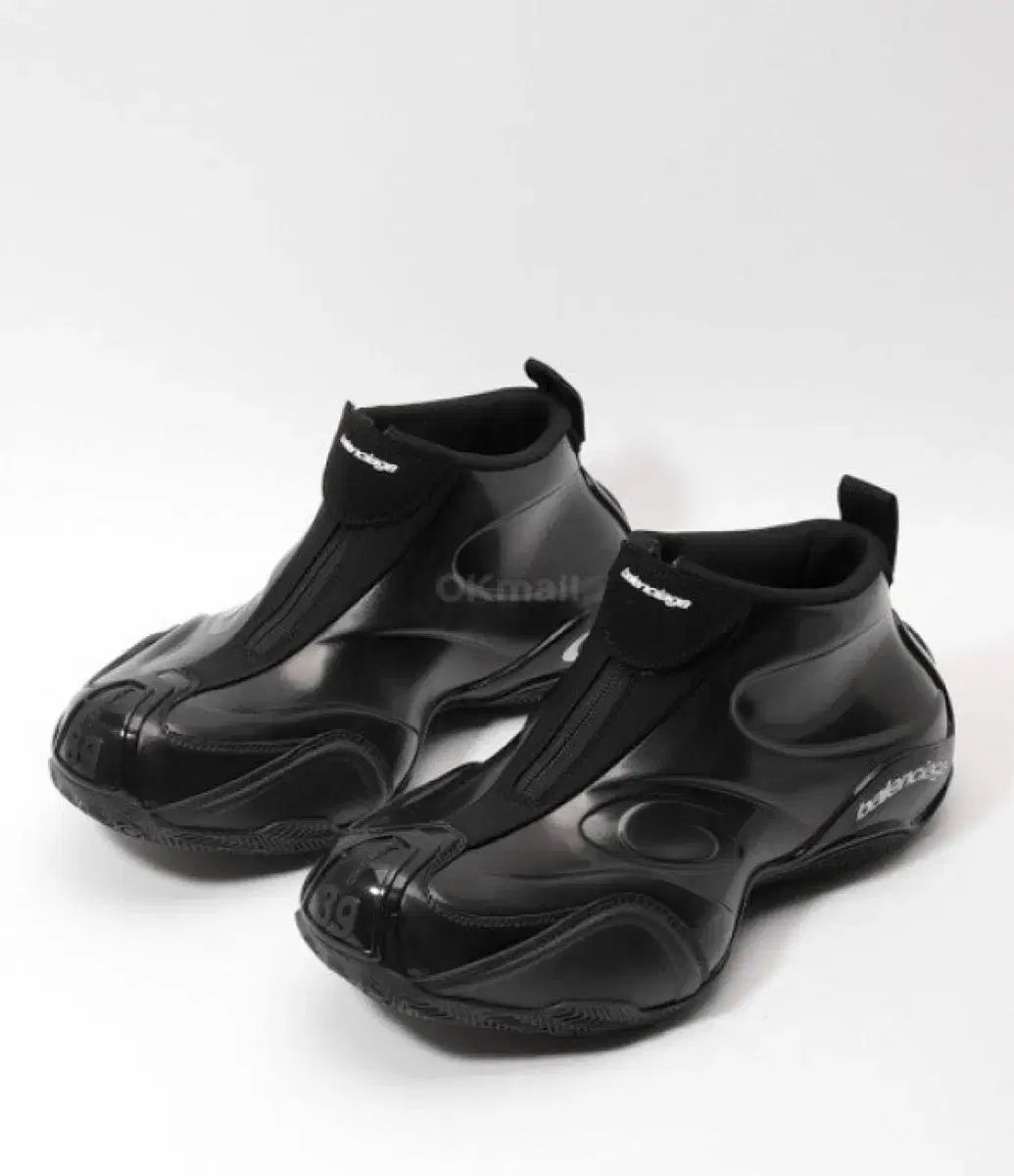 バレンシアガ バスケットボール スニーカー 43