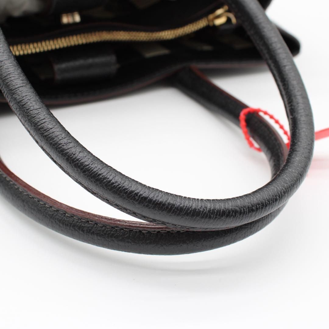 VivienneWestwood EXECUTIVE