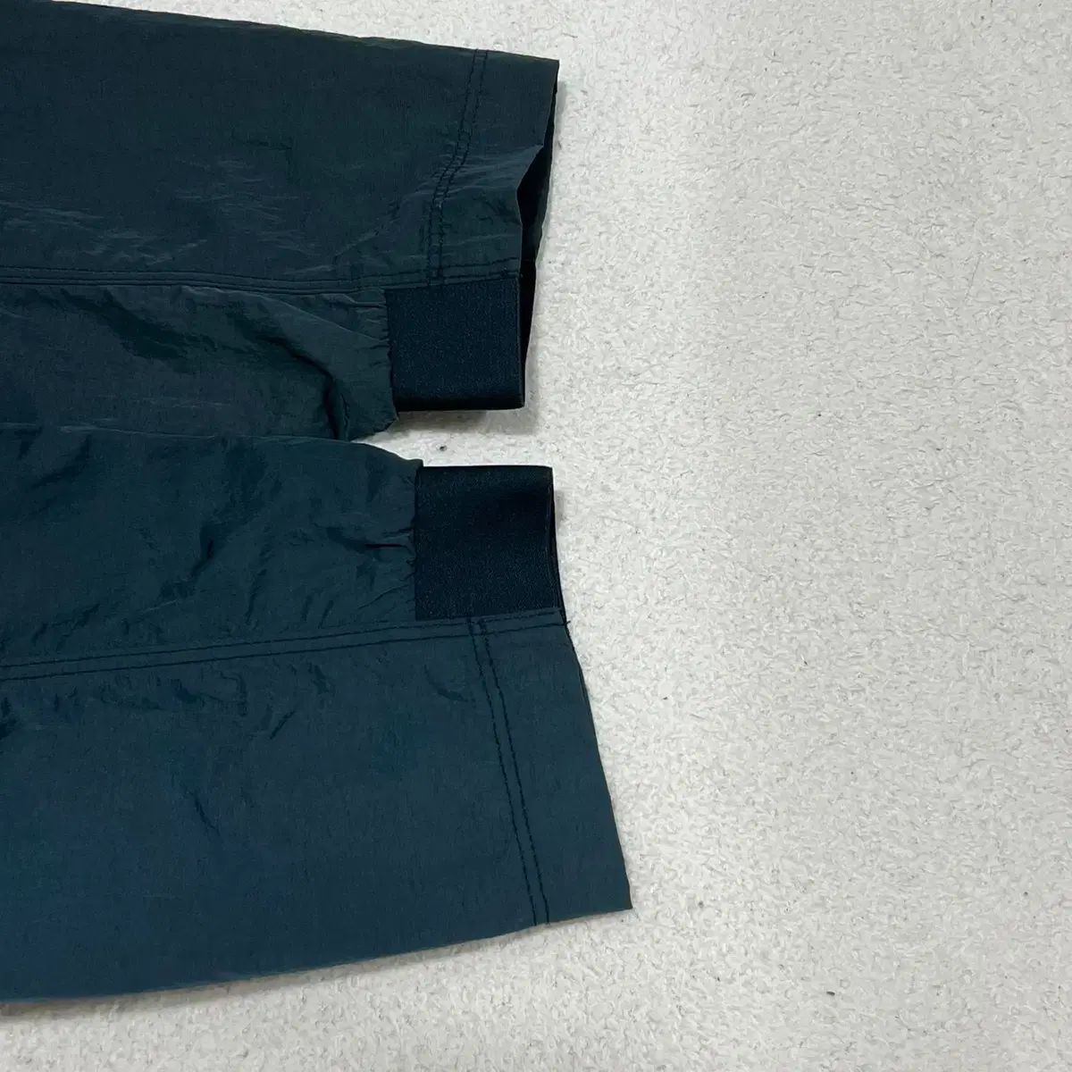 ウィンドブレーカー