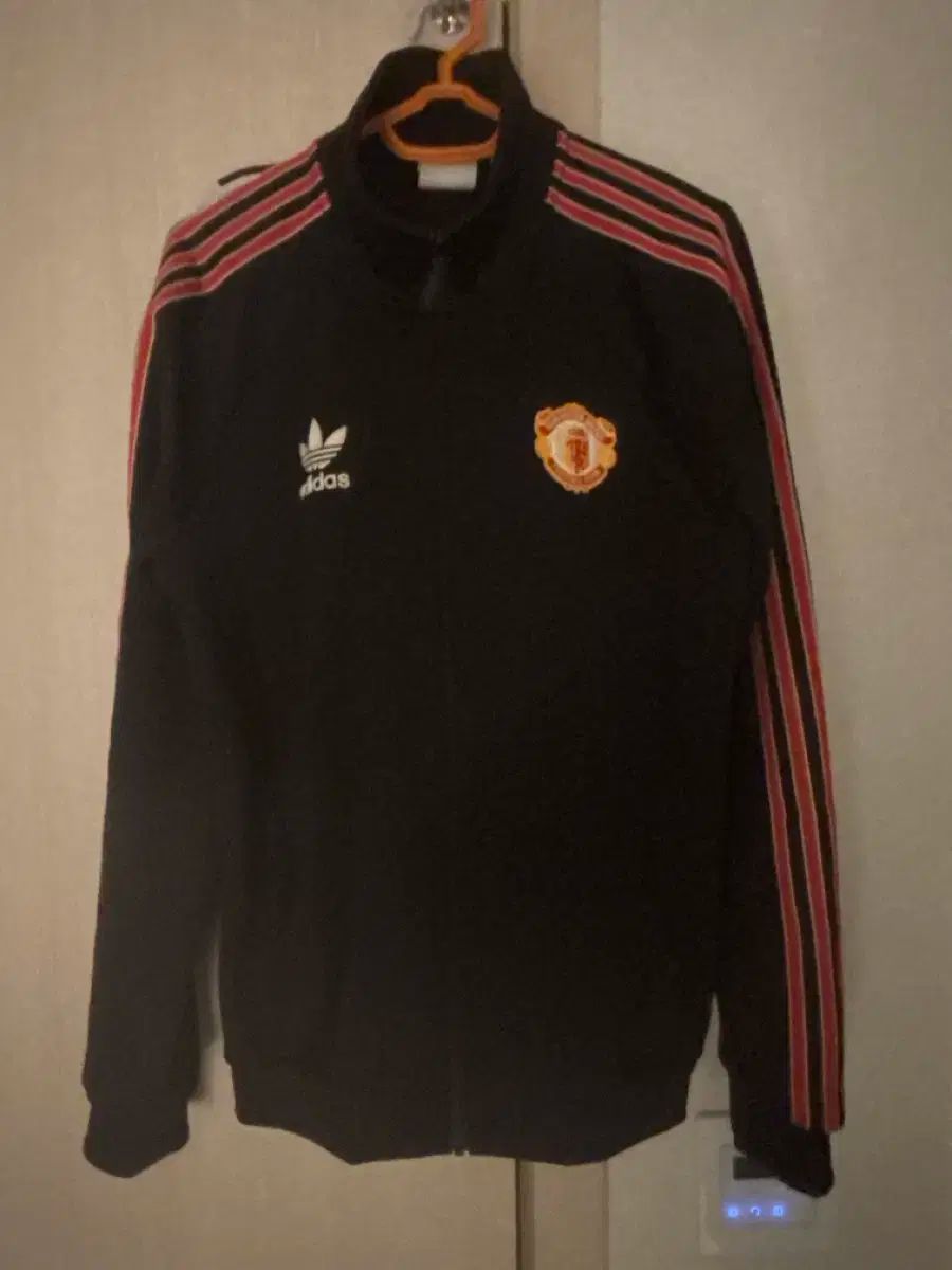マンチェスター ユナイテッドFC トラックジャージ