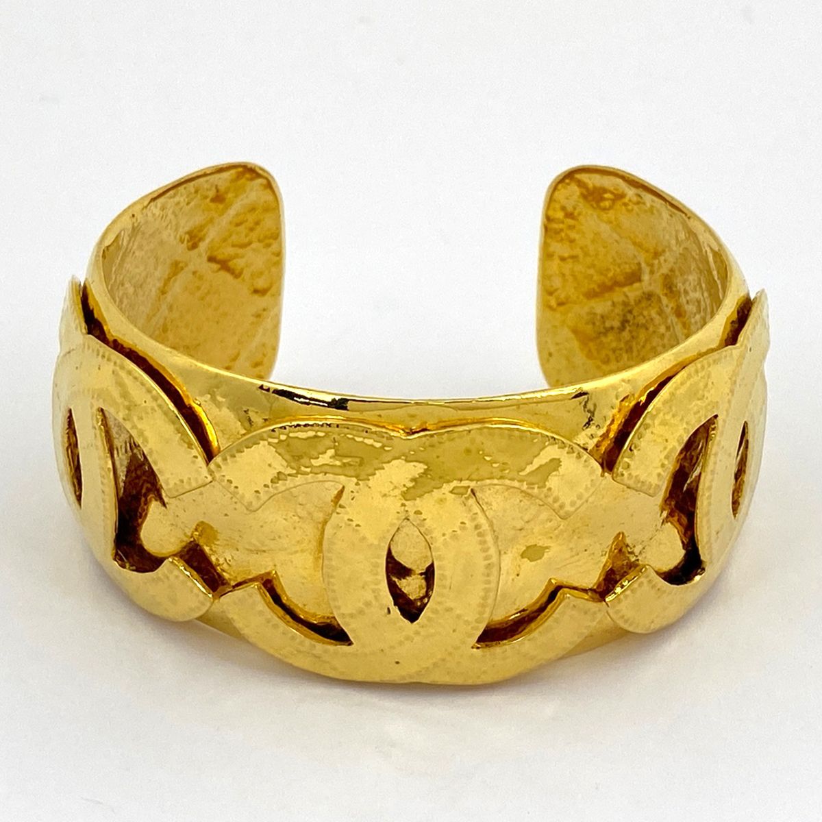 シャネル CHANEL トリプル ココマーク バングル マトラッセ 腕輪 GP ゴールド レディース