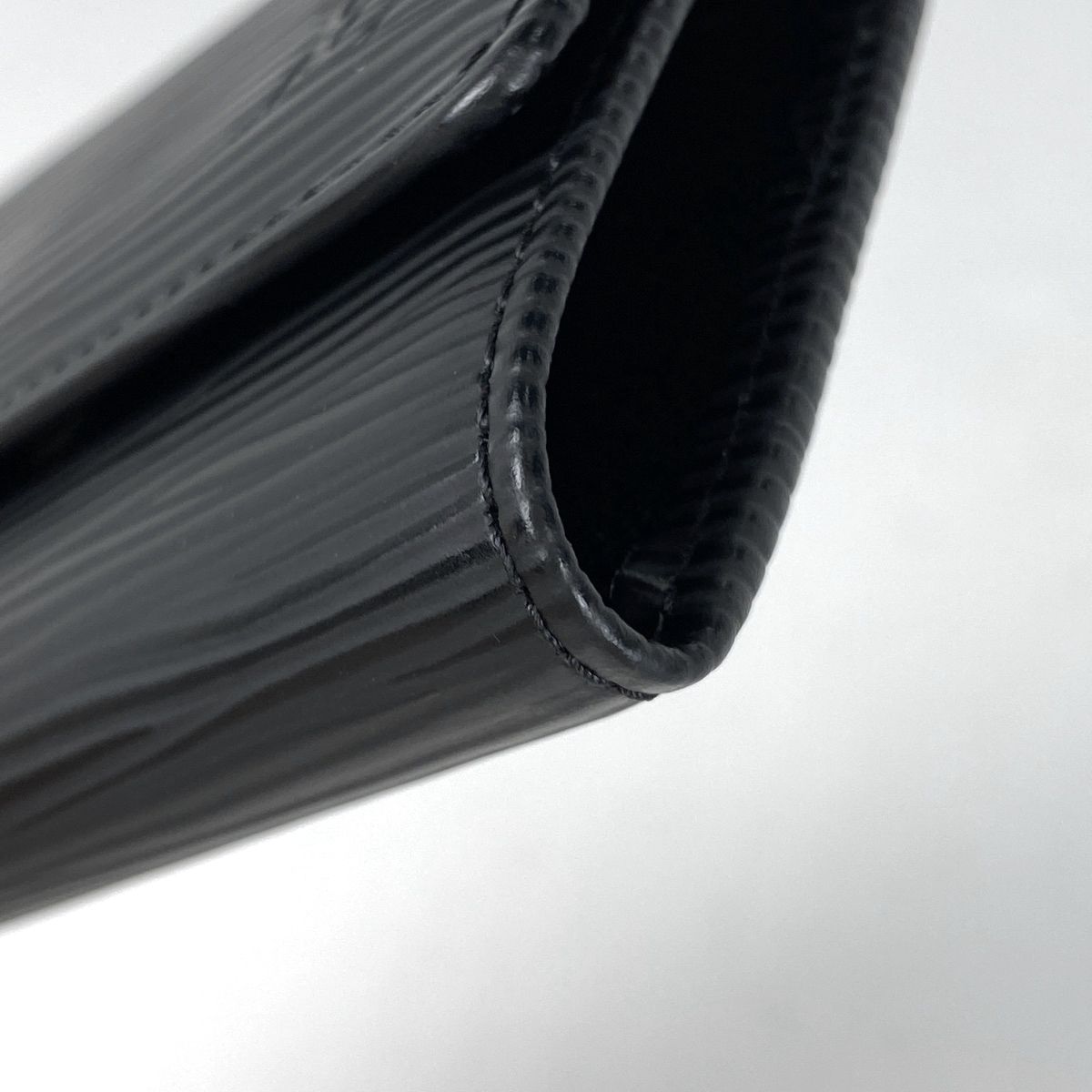  ルイ ヴィトン Louis Vuitton ミュルティクレ 6 鍵入れ キーホルダー キーフック キーケース エピ ノワール ブラック M 63812 レディース キーケース 小物