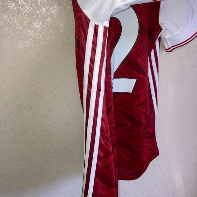 アーセナル ホーム ユニフォーム ベジェリン #2 赤 白 XLサイズ - メルカリ