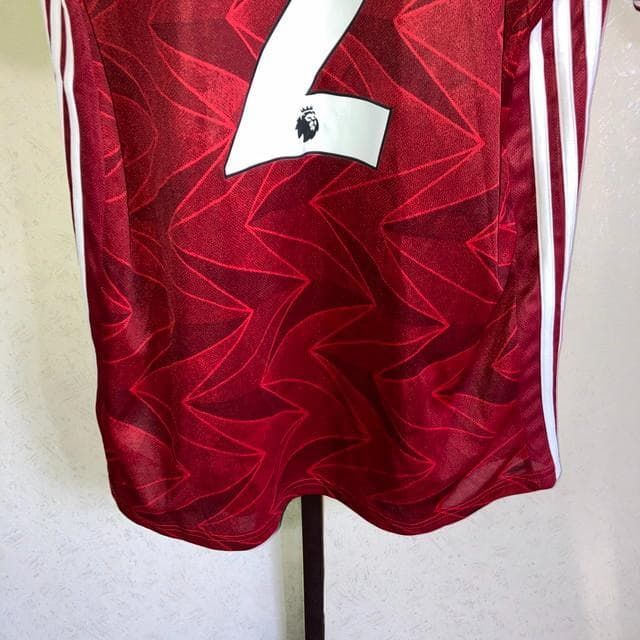 アーセナル ホーム ユニフォーム ベジェリン #2 赤 白 XLサイズ - メルカリ