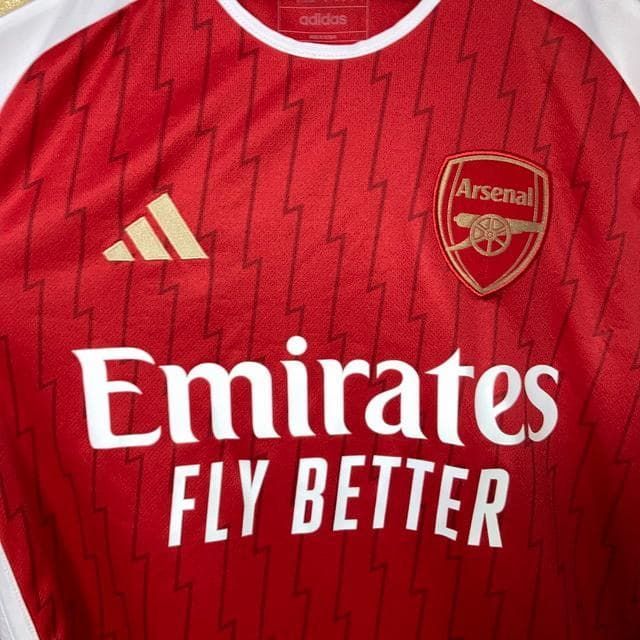 アーセナル ホーム ユニフォーム 2023-2024 赤 白 Mサイズ - メルカリ