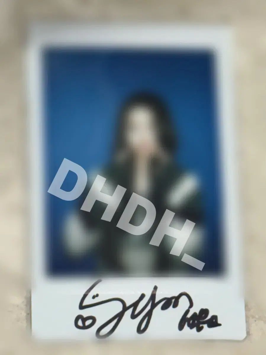 230421 NMIXX（エンミックス・エンミ） ソリュン(SULLYOON) サイン入り