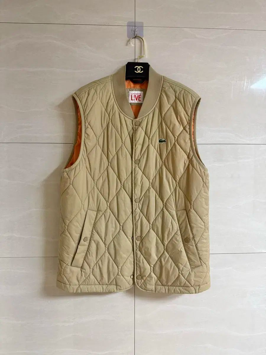 ラコステ キルティング ダウンベスト