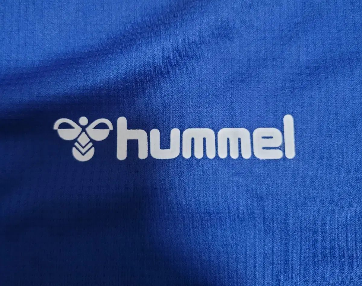 20|21 ヒュンメル EVERTON ハーフジップアップ