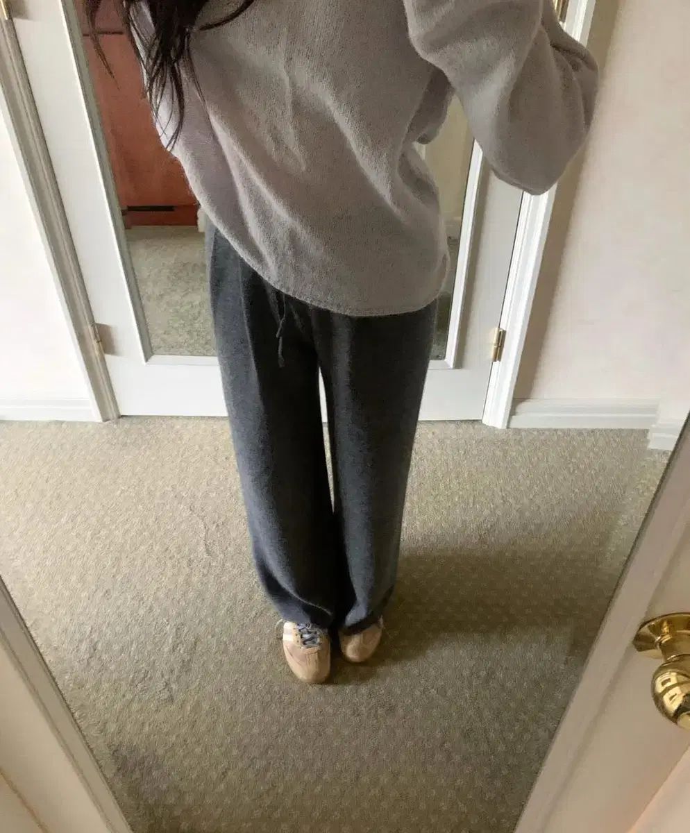 レーエショップ Loro knit pants チャコール