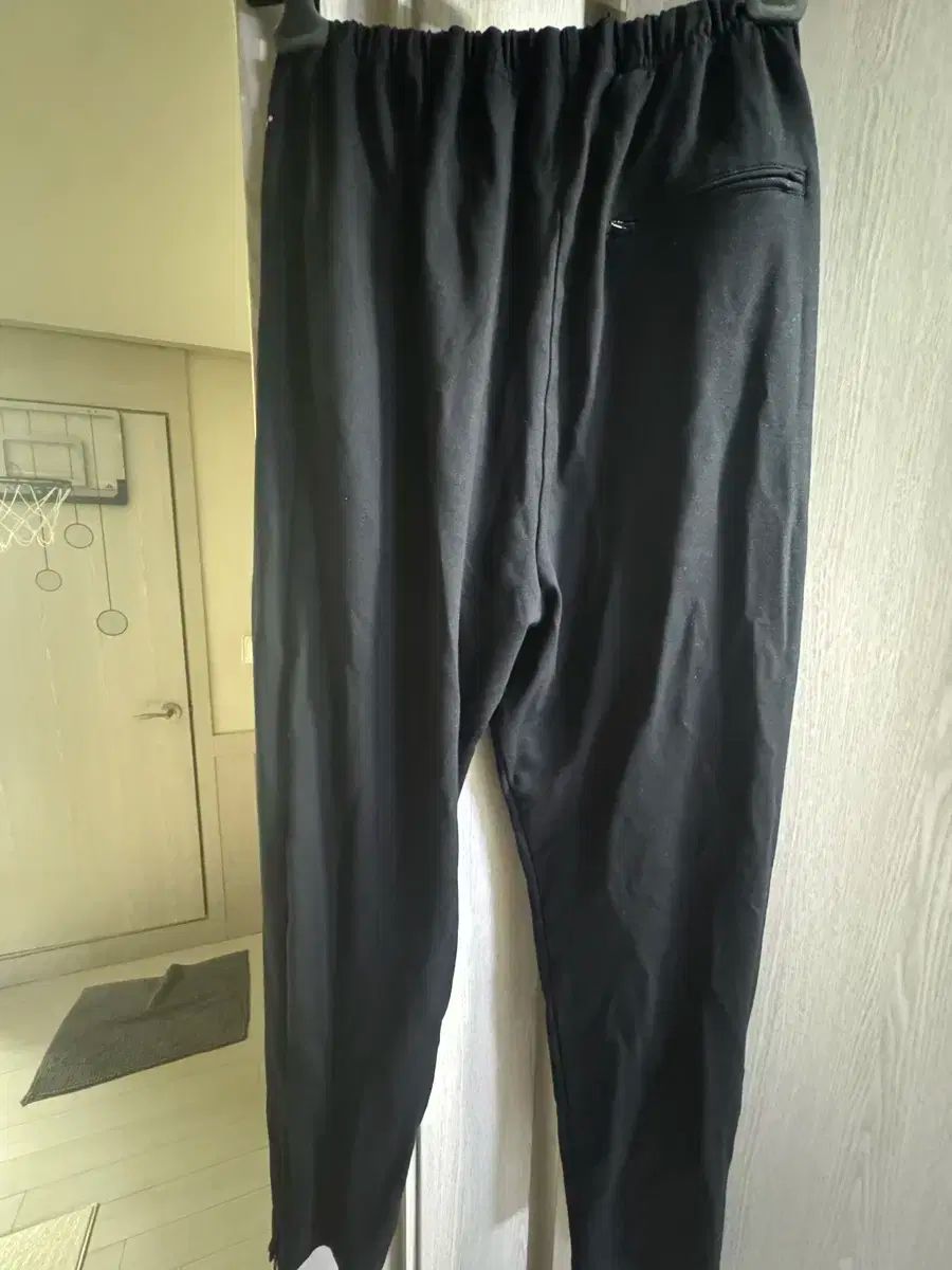 バレンシアガ ブラック トラック パンツ