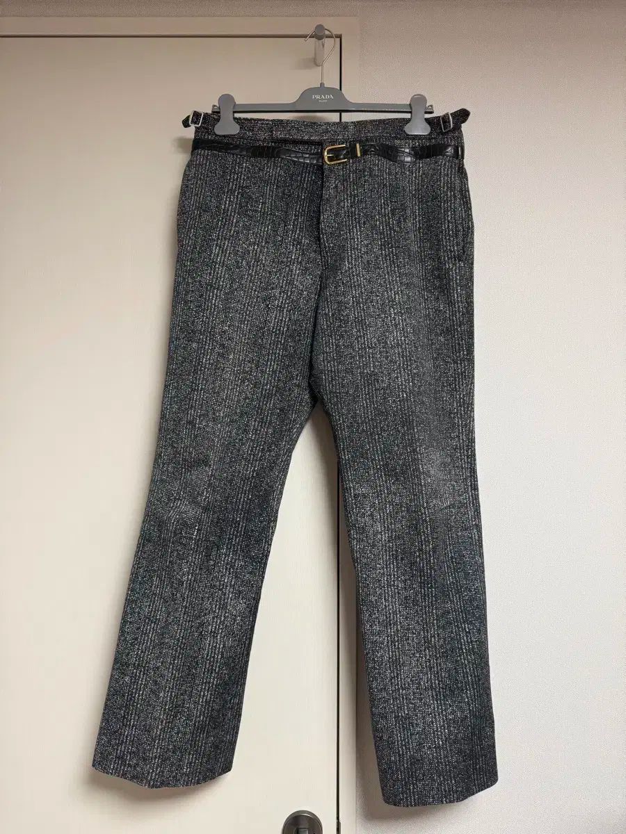 48 PRADA プラダ コットン ギャバジン パンツ - メルカリ