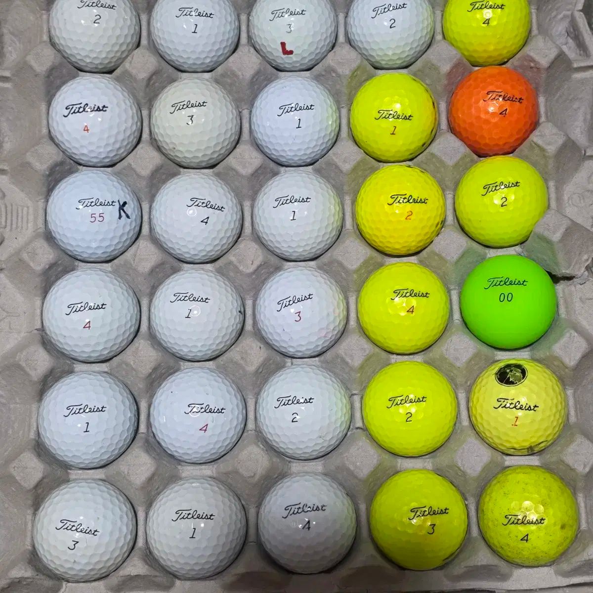 ゴルフボール 白