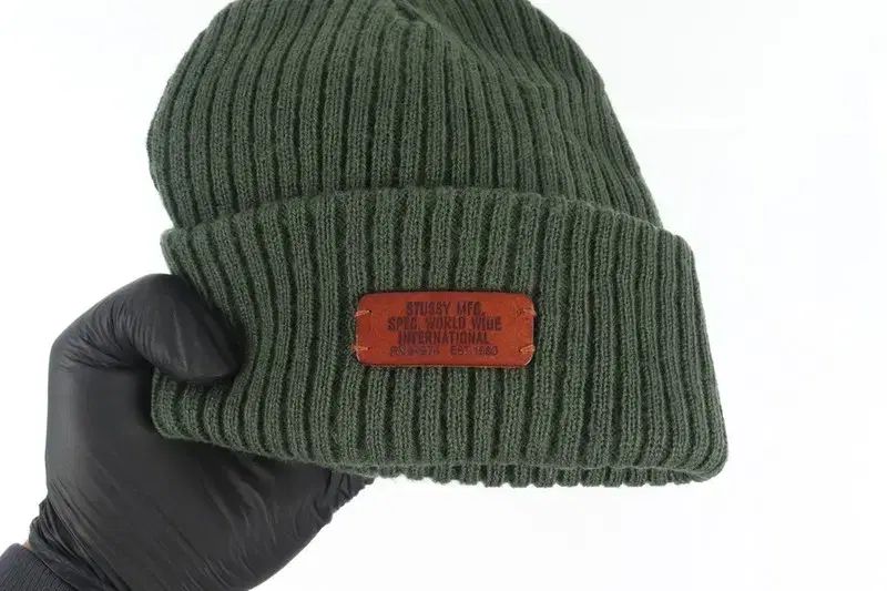 STUSSY MEN - F アクリル パッチ ロゴ ビーニー