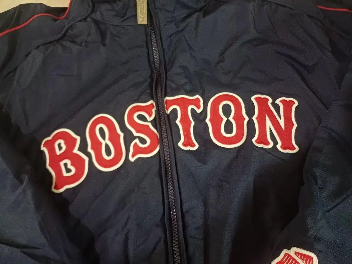 MLB マジェスティック ボストン レッドソックス ジャケット L - メルカリ