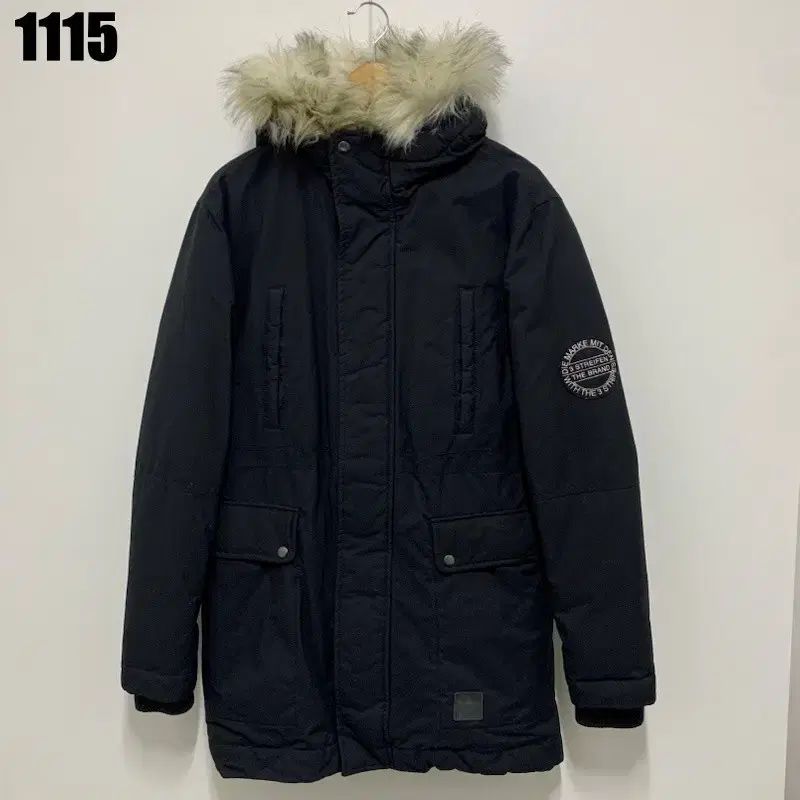 アディダス メンズ ダウンジャケット