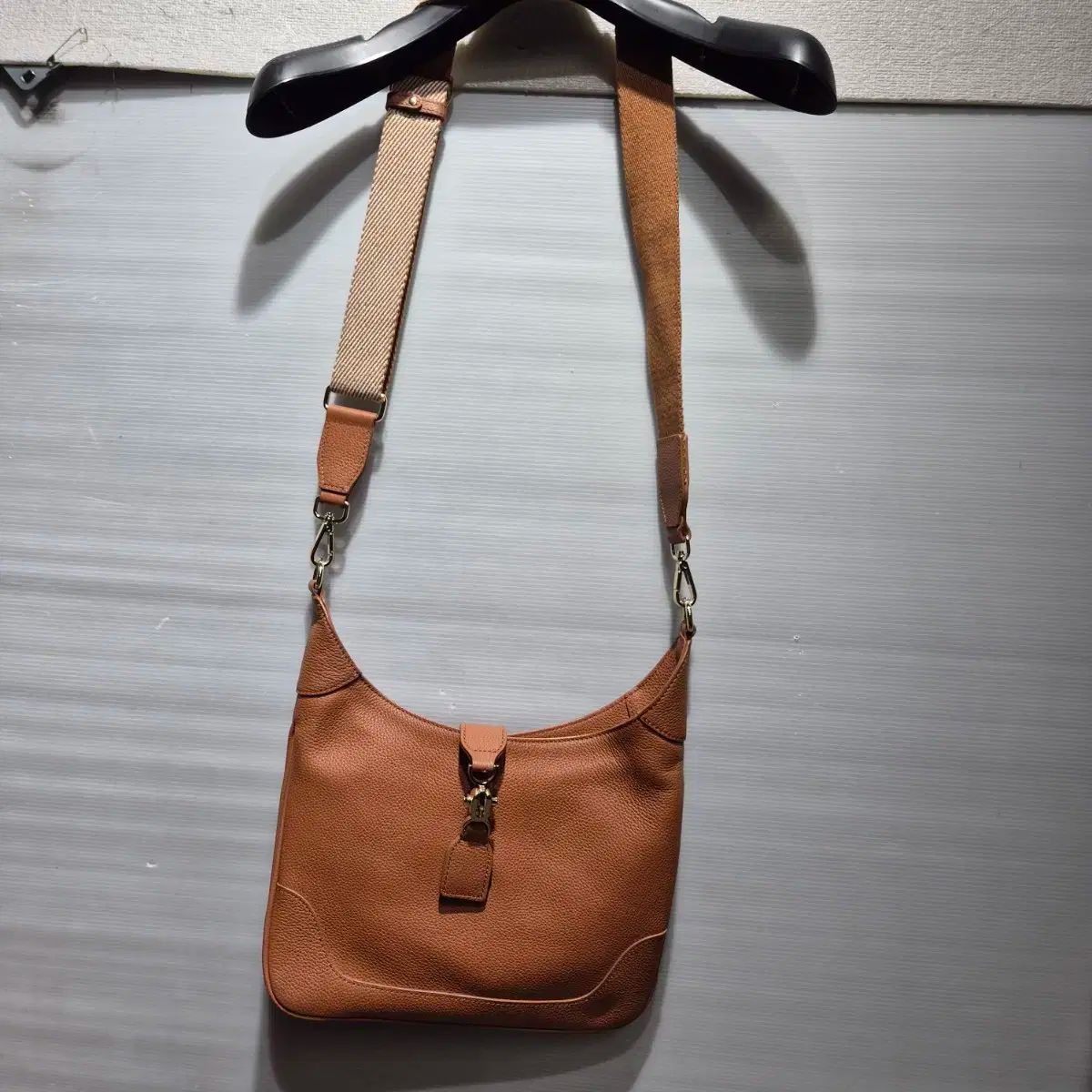 【美品】23.5cm ニューバランス ゴルフシューズ スパイクレス 東武鉄道 株主優待乗車証◇8枚セット【個数2あります】 有効期限 2025