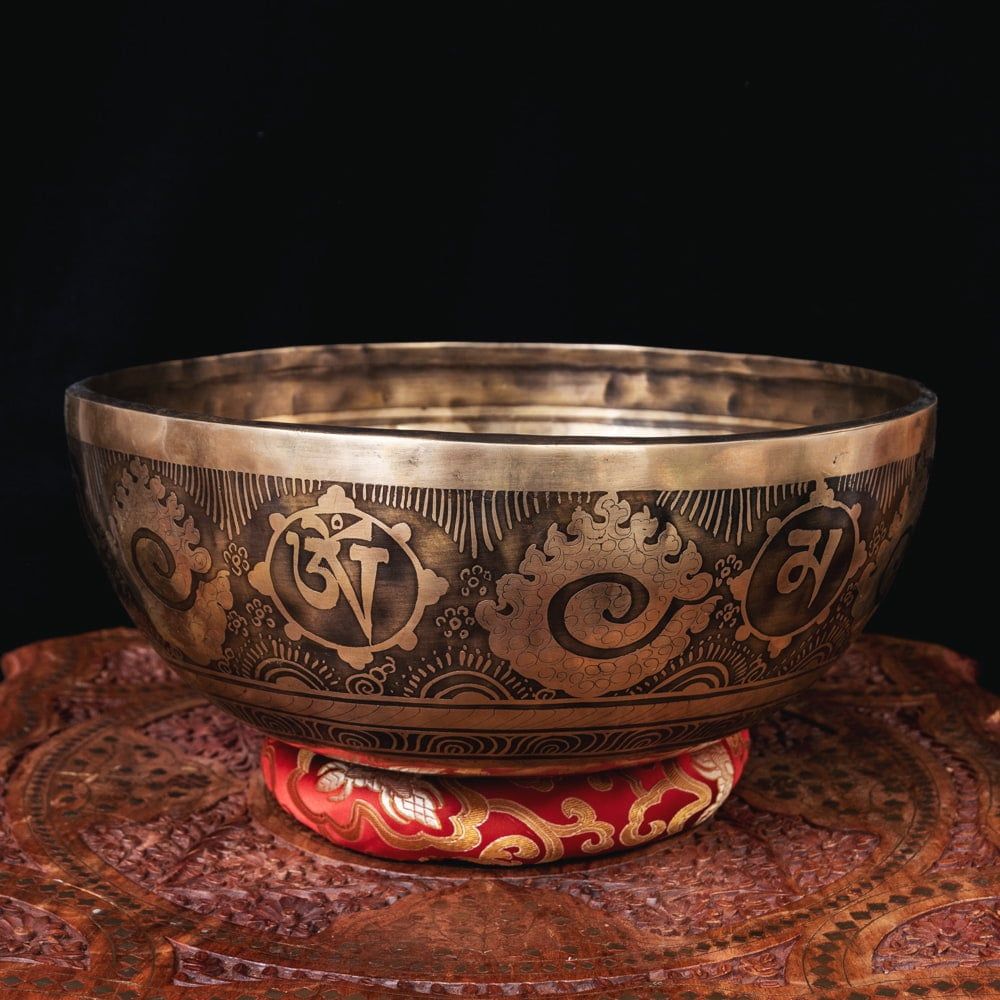 一点物 チベタンアンティックシンギングボウル 音階 C 約3645 g スティック付属 | アンティーク シンギングボ